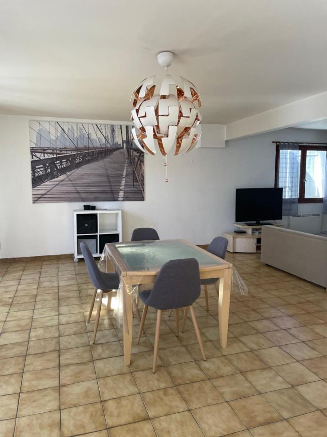Appartement 110M2 A 2 Km De La Plage De St Georges De Didonne Saint-Georges-de-Didonne Eksteriør bilde